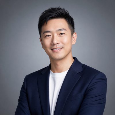 陈明轩,17.c一起草创始人兼CEO,正面职业照